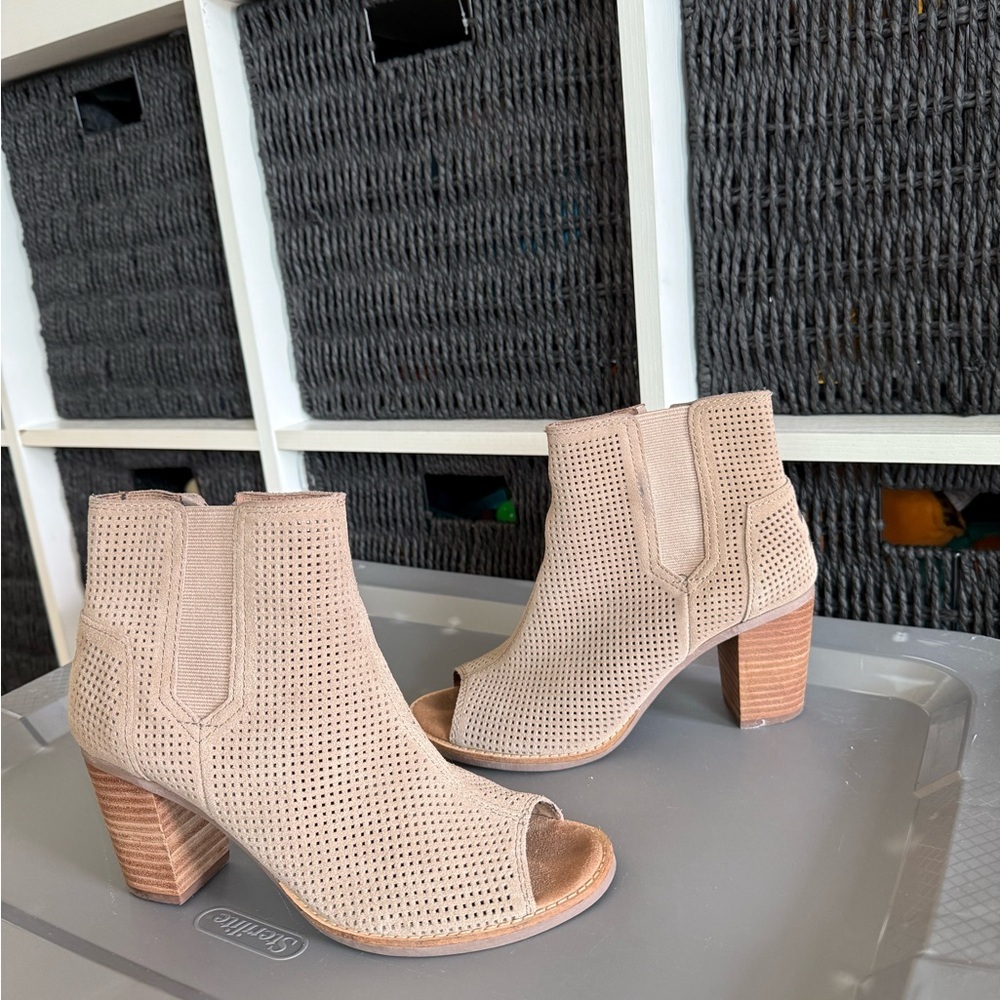 Toms Beige Perforated Ankle Booties - Picture 3 of 8